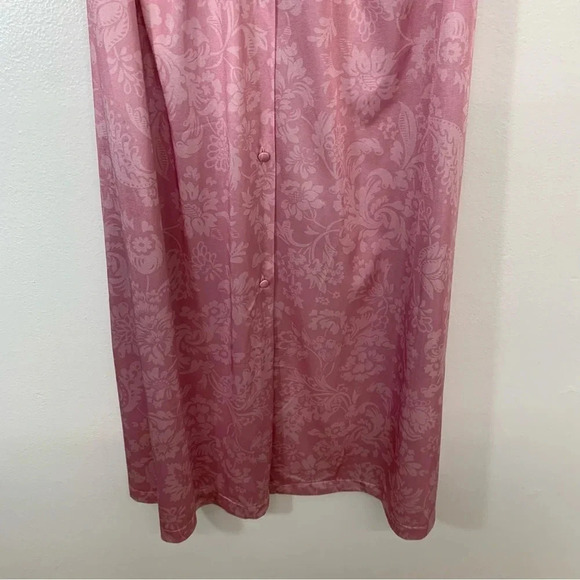 Vintage Vanity Fair Nightgown Medium Pink Short Flutter Sleeve Lace Detail USA - Picture 3 of 14